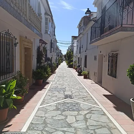 Bambino Playa Apartment Marbella